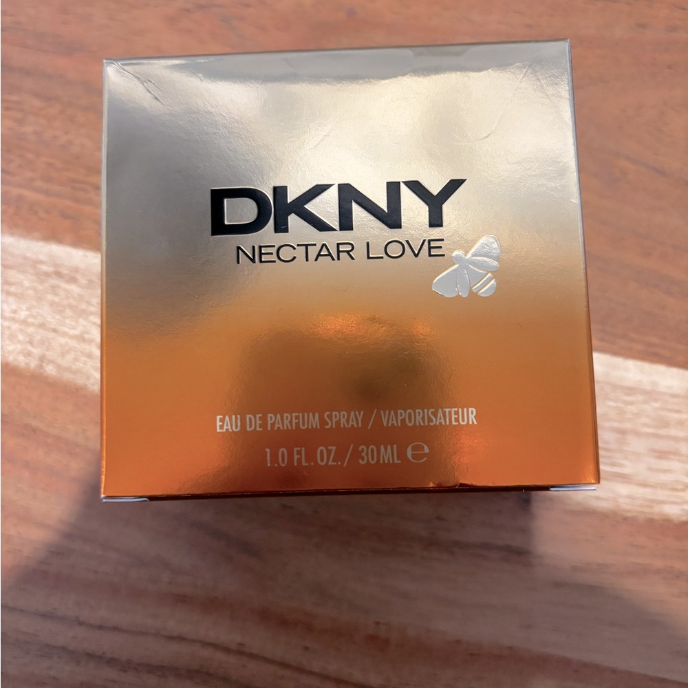 New Donna Karan scent “nectar love” 1 ounce